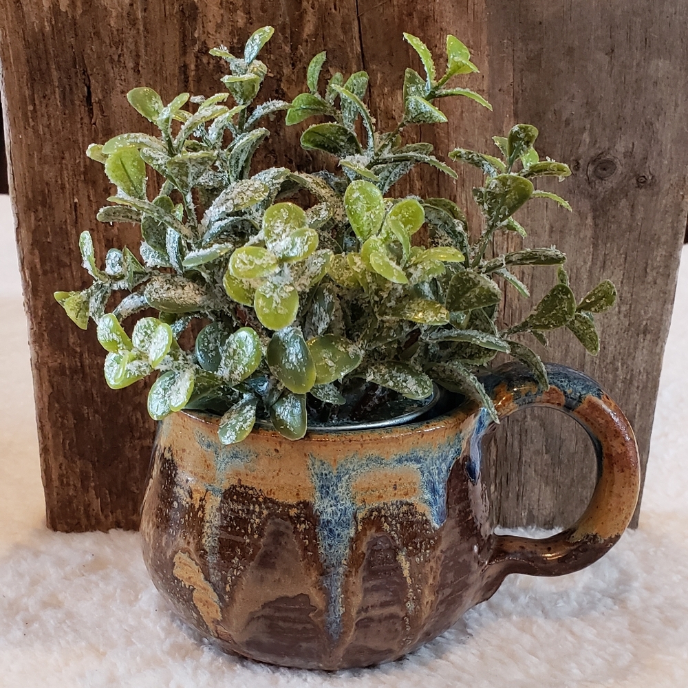 Artisan mug.